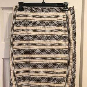 Adorable and fun LOFT pencil skirt